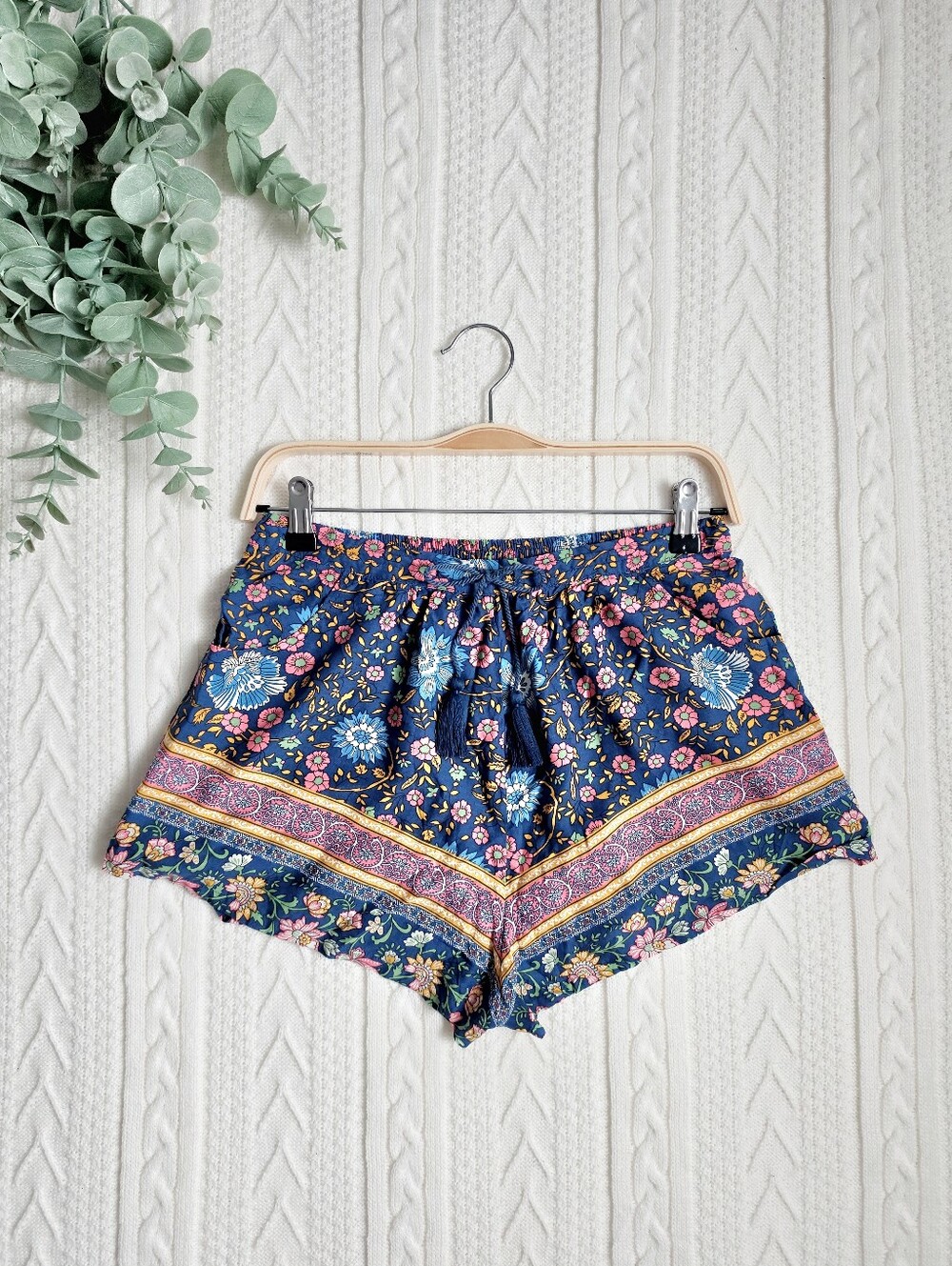 Spell & The Gypsy Folk Town Shorts Navy Floral Tassel Flowy Rare New With Tag M